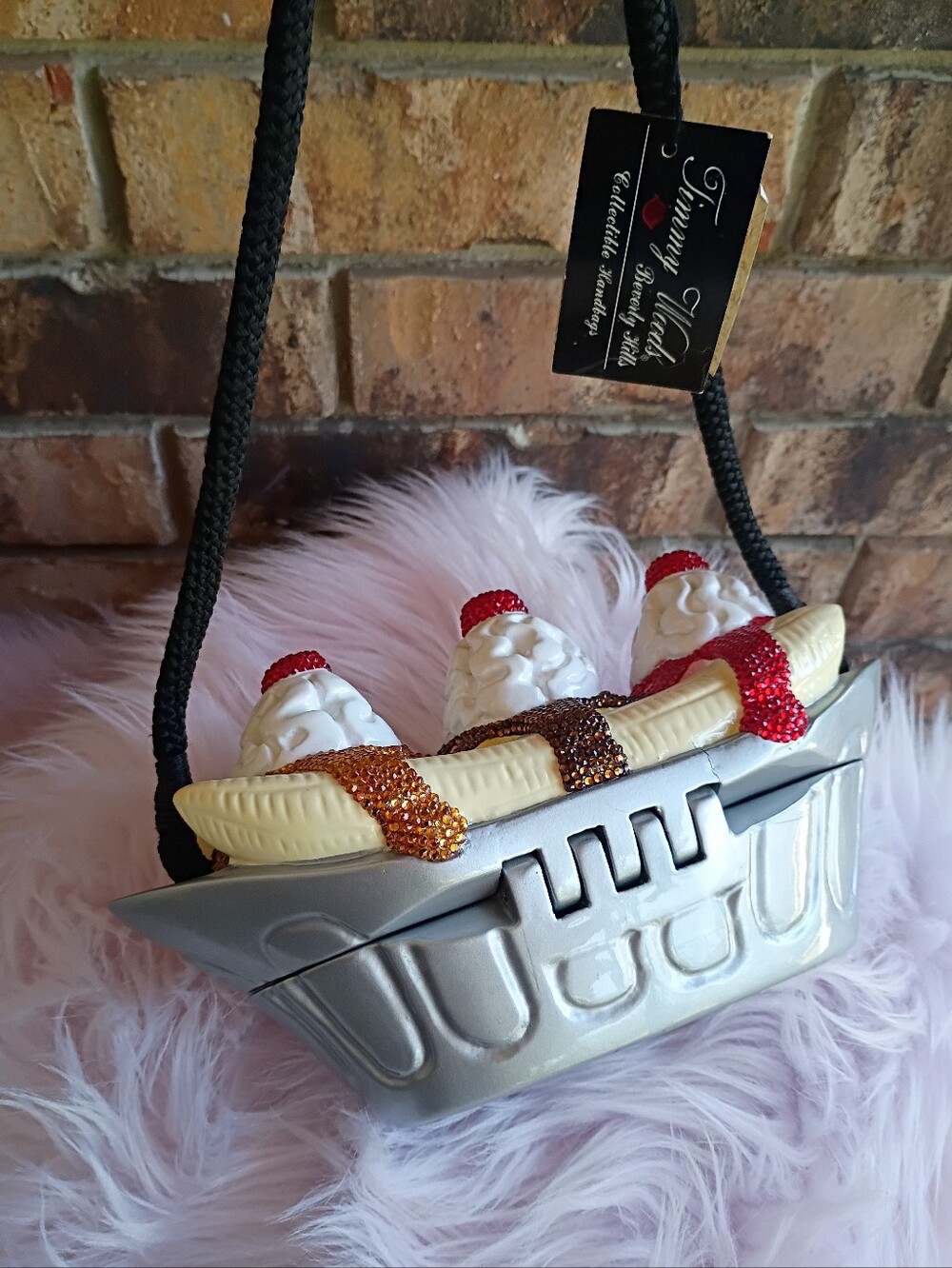 Wow! Rare NEW Timmy Woods Swarovski Crystal Wooden Banana Split Ice Cream Bag - Picture 7 of 16